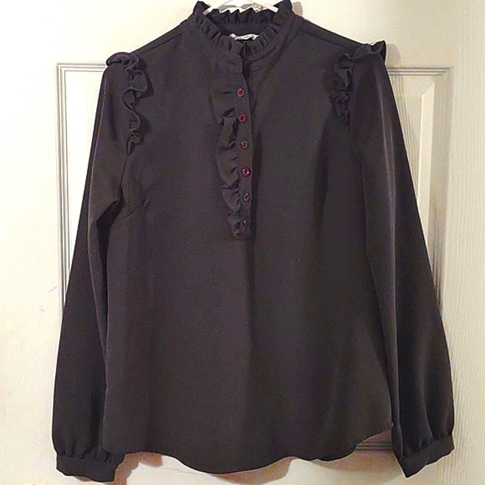 Ladies Ruffle Top Business Casual or Office Top